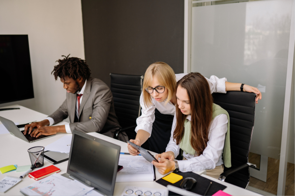 The Simple Systems That Make Hiring Your First Employee Easier